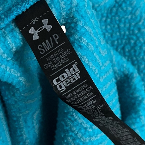 Under Armour • Women's Blue Tealish Hoodie Cold Gear - Picture 6 of 7